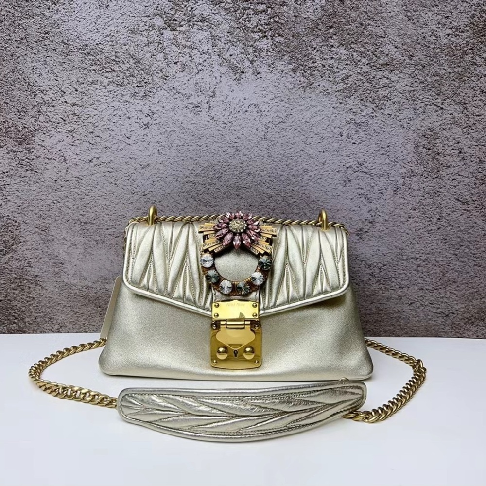 MIUMUI Gold Crossbody Bag with Chain Strap and Quilted Texture